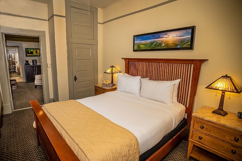 Basin Park Hotel - Eureka Springs - USA - booked ai