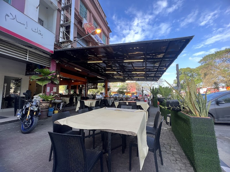 Mid Valley Seafood Restaurant Bintulu - Bintulu - Malaysia - booked ai