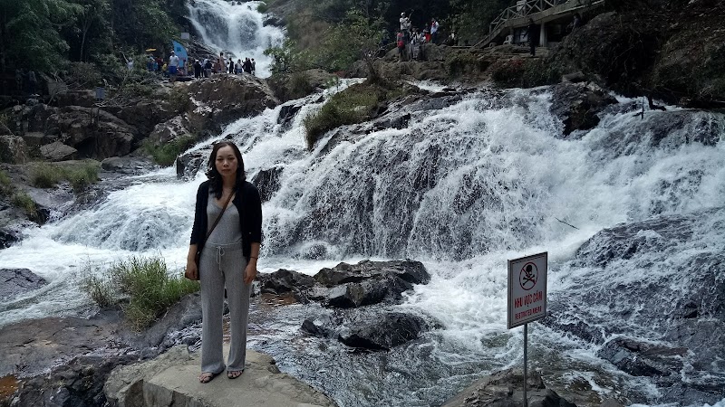 Visit the Crazy House (Hang Nga Guesthouse) - Da Lat - Vietnam - booked ai