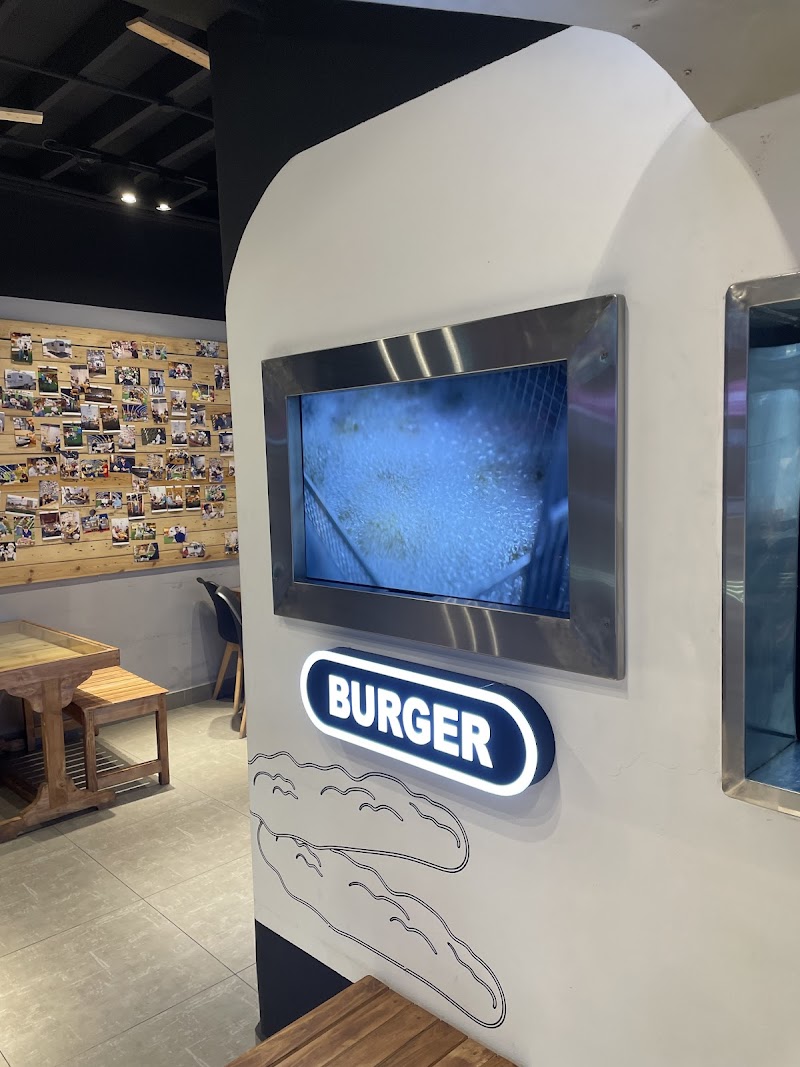 Plan B Restaurant - Riffa - Bahrain - booked ai