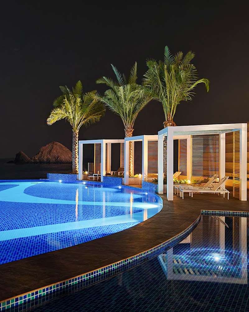 Relax on Al Aqah Beach - Fujairah - United Arab Emirates - booked ai