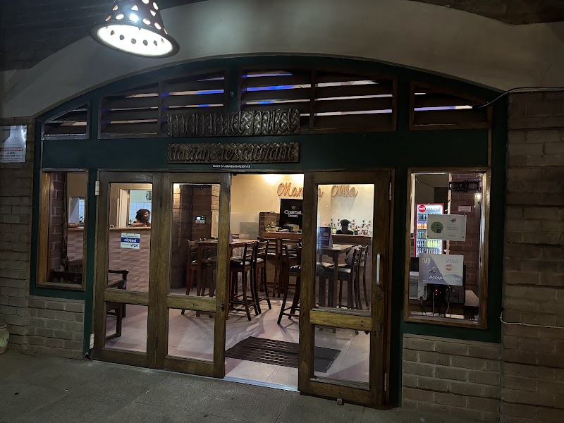 Mamma Mia Restaurant - Lilongwe - Malawi - booked ai