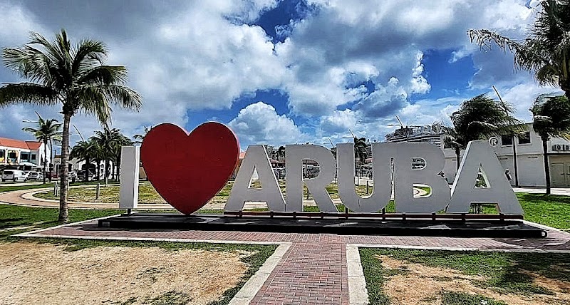 I Love Aruba Sign - Oranjestad - Aruba - booked ai