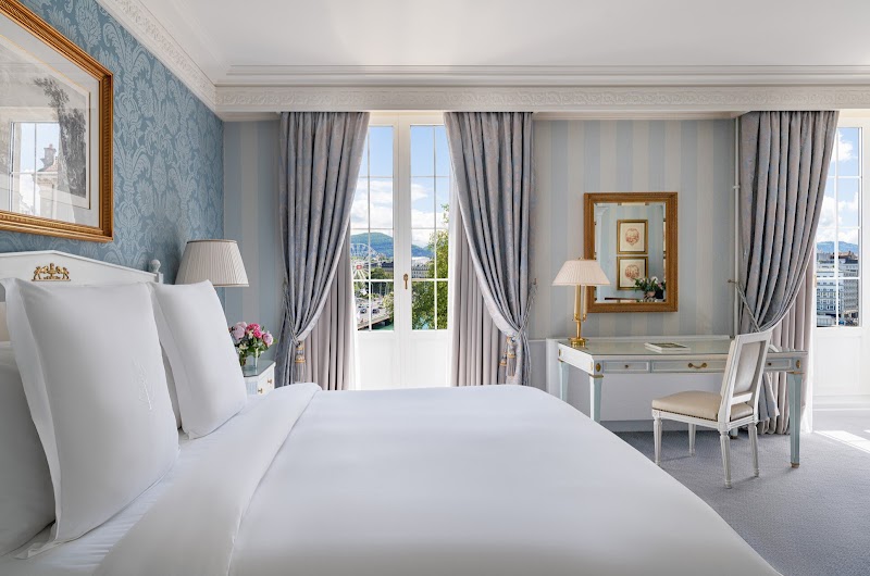 Four Seasons Hotel des Bergues Geneva - Genève - Switzerland - booked ai