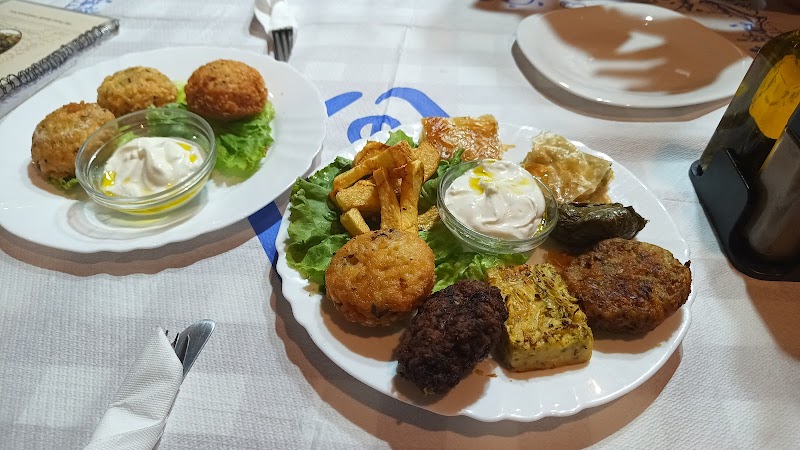 Kujtimi - Gjirokastër - Albania - booked ai