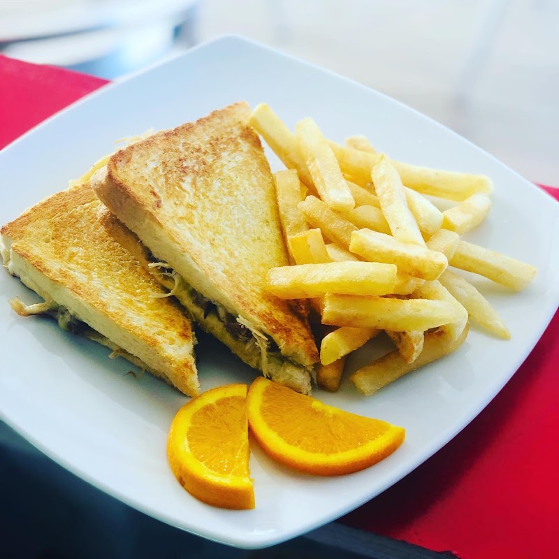 Sues Kitchen - Funafuti - Tuvalu - booked ai