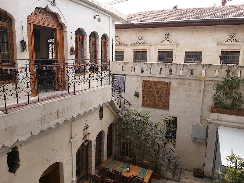 Konak Restaurant  Sirageceleri - Eyyübiye/Şanlıurfa - Türkiye - booked ai