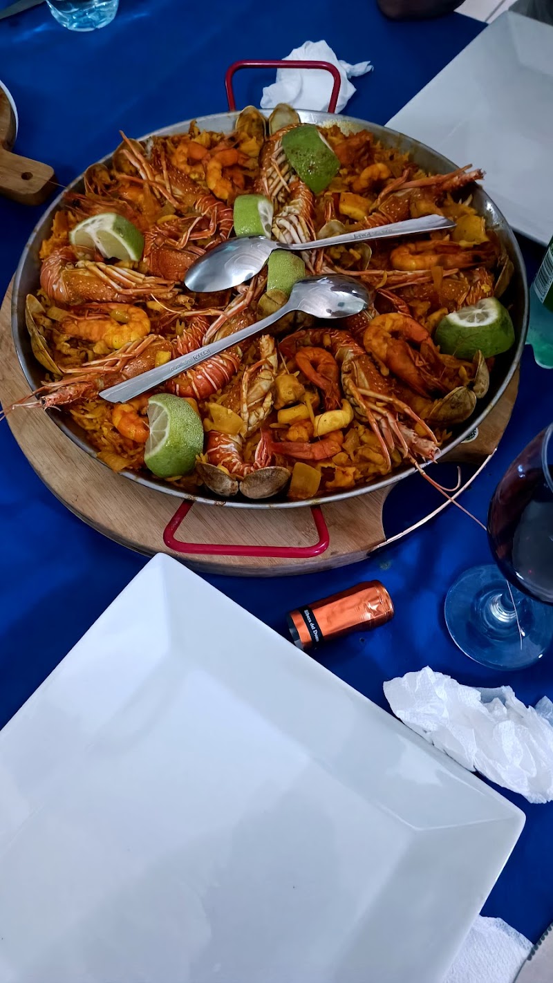 Restaurant Glowfa - Nouadhibou - Mauritania - booked ai