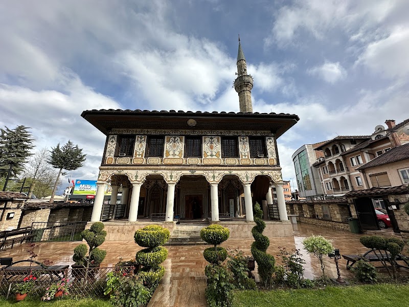 Discover the Painted Mosque in nearby Tetovo - Tetovë - North Macedonia - booked ai