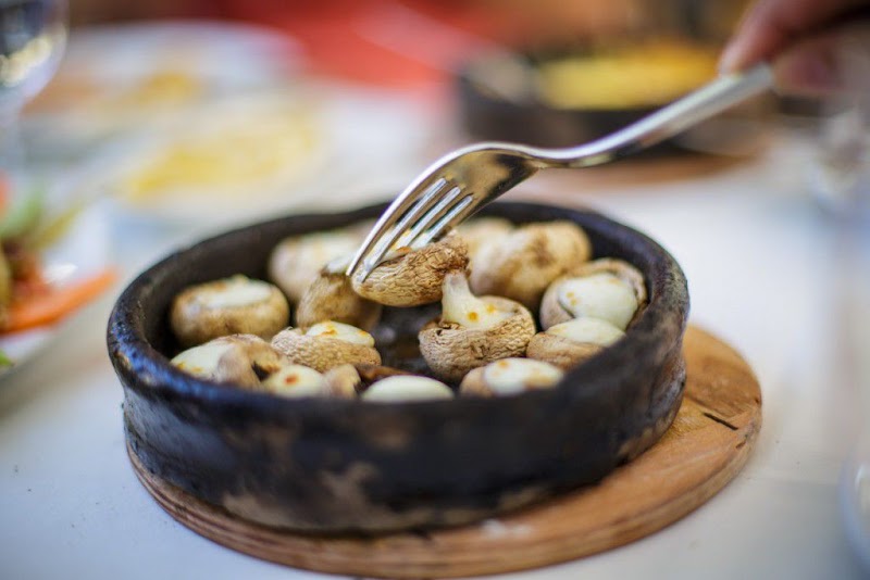 Tarhi Baskent Kebapcisi - Edirne - Türkiye - booked ai