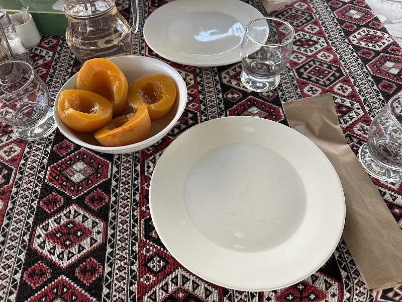 Guest House Garniresthost - Garni - Armenia - booked ai