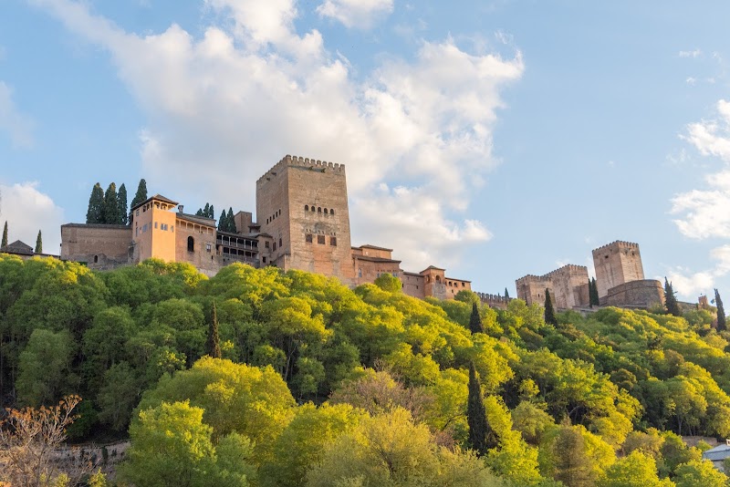 Visit the Alhambra - Granada - Spain - booked ai