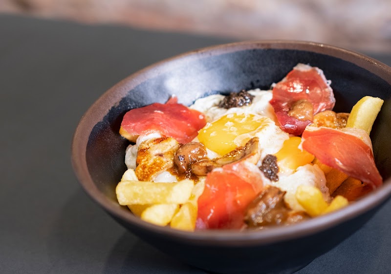 Carmela Restaurante - Granada - Spain - booked ai