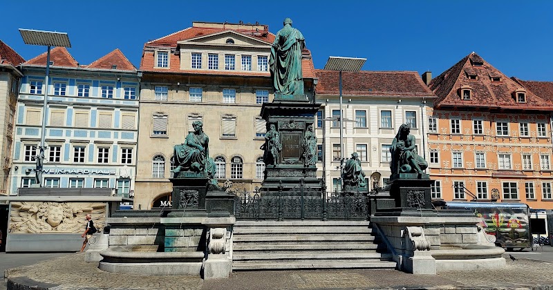 Historic Old Town (Altstadt von Graz) - Graz - Austria - booked ai
