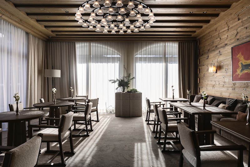 Restaurant Sommet - Gstaad - Switzerland - booked ai