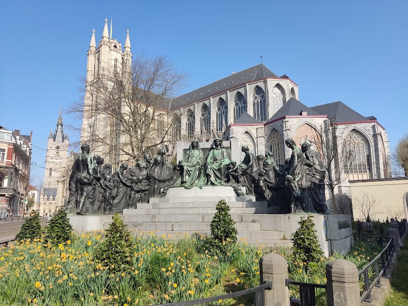 St. Bavo's Cathedral and the Ghent Altarpiece - Gent - Belgium - booked ai