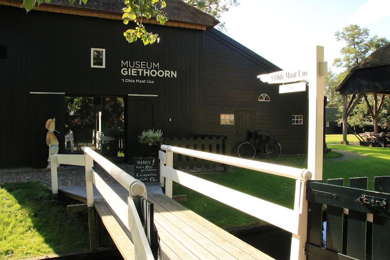 Exploring Giethoorn's Museums (Museum Giethoorn 't Olde Maat Uus) - Giethoorn - Netherlands - booked ai