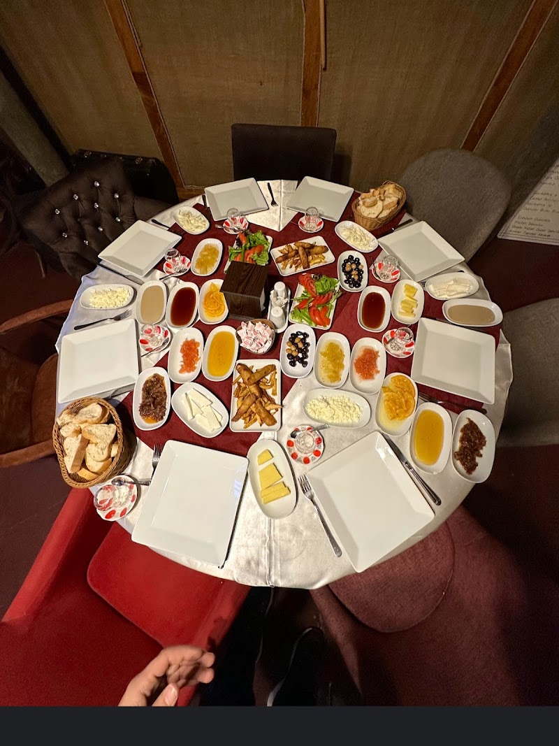 Kale Cafe & Restaurant - Kars - Türkiye - booked ai