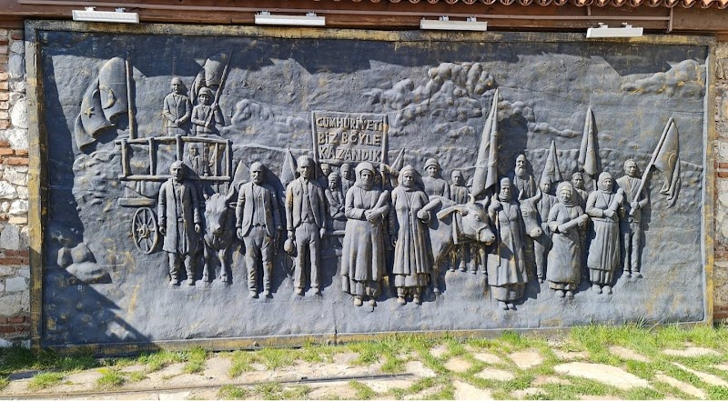 Uşak City History Museum - Uşak - Türkiye - booked ai