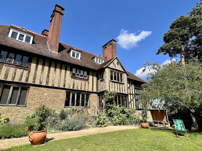 Guildford House Gallery - Guildford - United Kingdom - booked ai