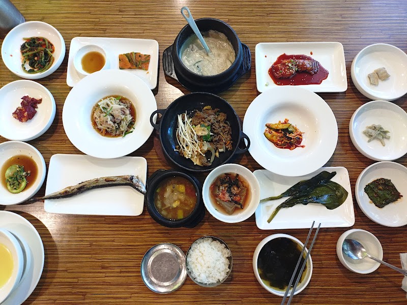 Hongsi Hanjeongsik - Gyeongju - South Korea - booked ai