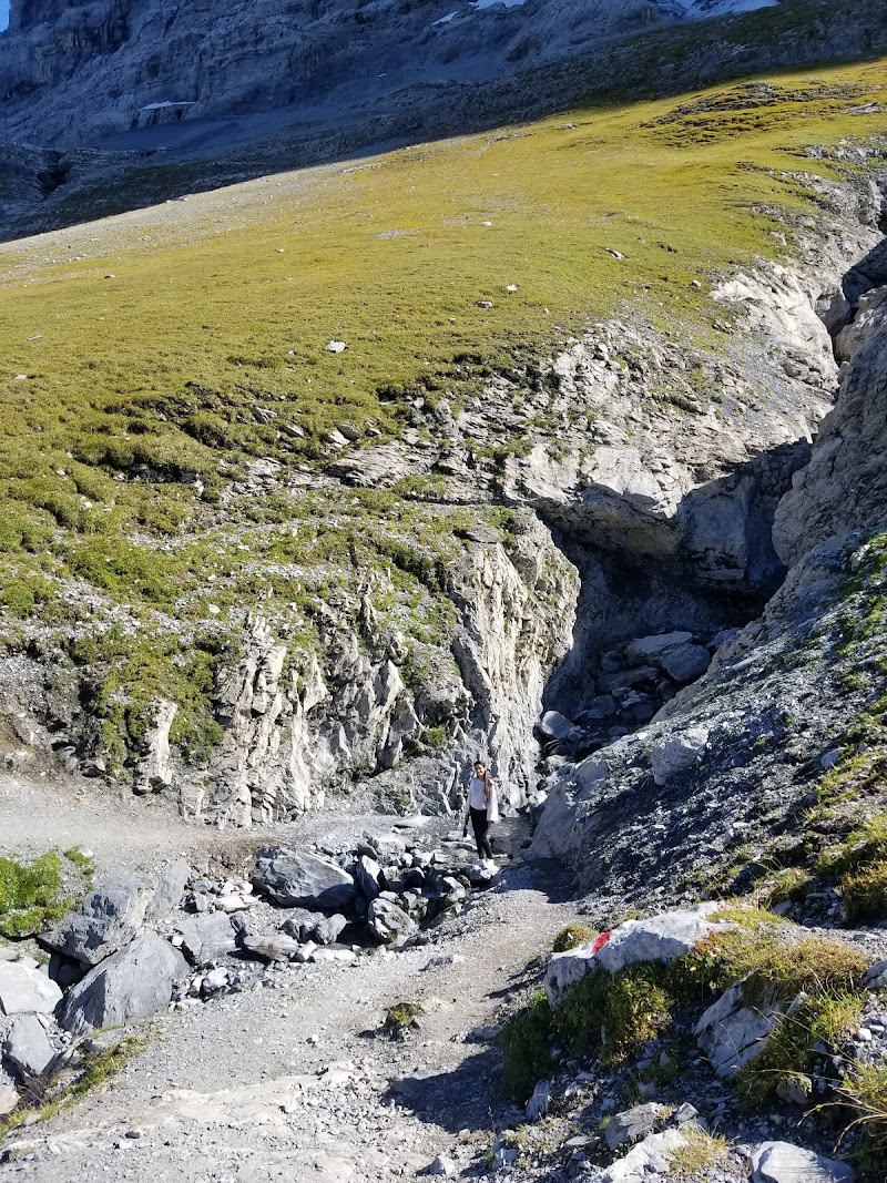Eiger Trail Hike - Grindelwald - Switzerland - booked ai