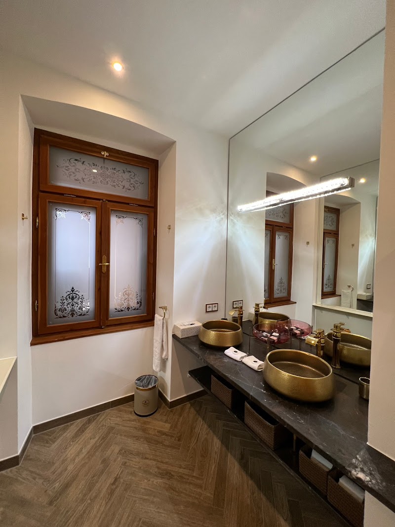 Seehotel Grüner Baum - Hallstatt - Austria - booked ai