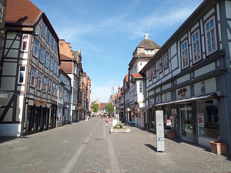Stroll through the Hameln Old Town - Hameln - Germany - booked ai