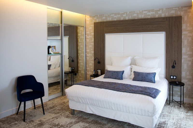 Le Grand Hôtel Grenoble - Grenoble - France - booked ai