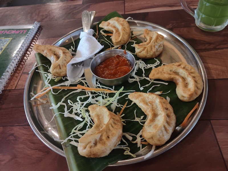 Mango Tree - Kamalapur - India - booked ai