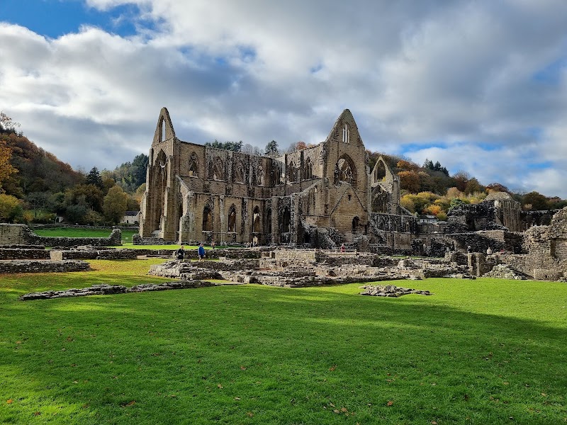 Wye Valley Walk - Monmouth - United Kingdom - booked ai