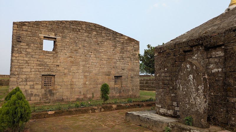 Explore Makwanpur Gadhi Makwanpur Fort - Makwanpurgadhi - Nepal - booked ai