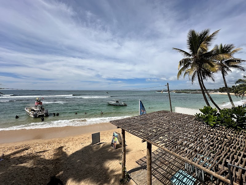 Hikkaduwa Beach - Hikkaduwa - Sri Lanka - booked ai