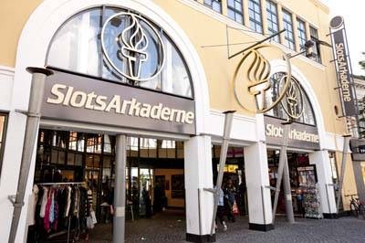 Walk around Hillerød Town Center and Pedestrian Street - Hillerød - Denmark - booked ai