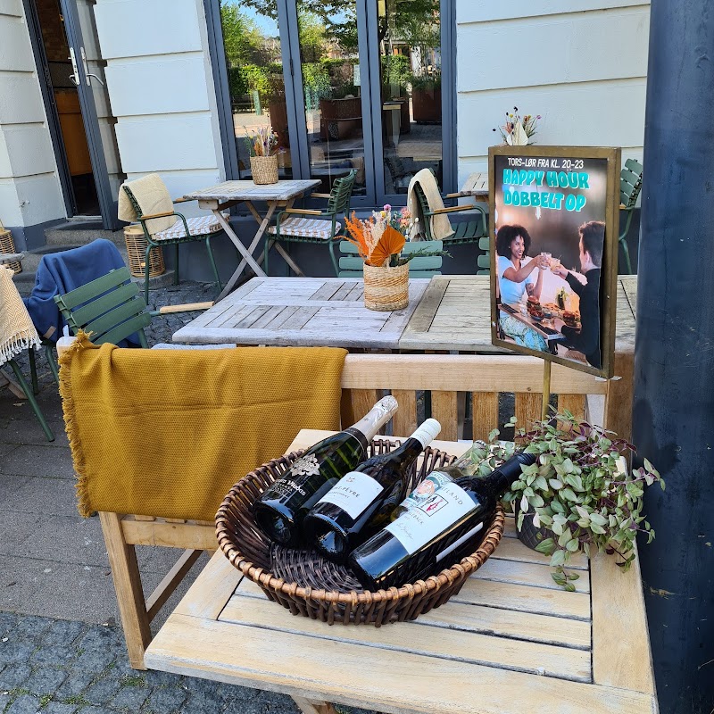 Torvets Bistro - Hillerød - Denmark - booked ai