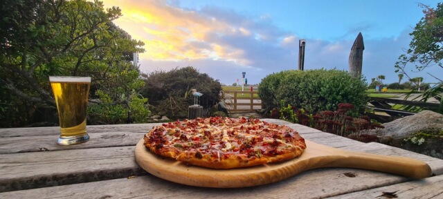 Fat Pipi Pizza - Hokitika - New Zealand - booked ai