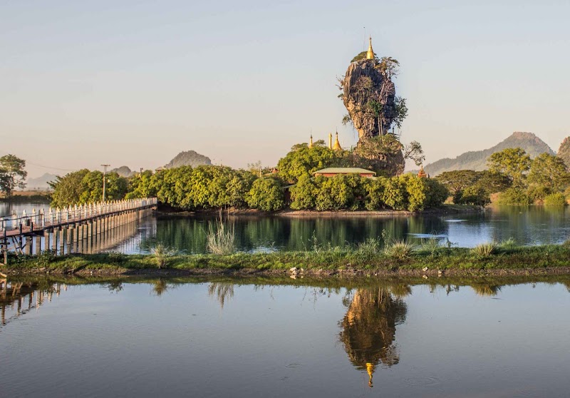 Visit Kyauk Ka Lat Pagoda - Hpa-An - Myanmar (Burma) - booked ai