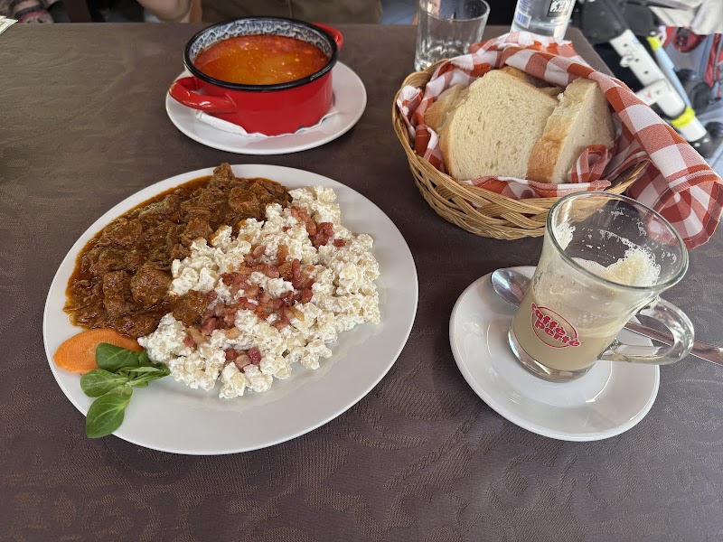 Muskátli Vendéglő - Hollókő - Hungary - booked ai