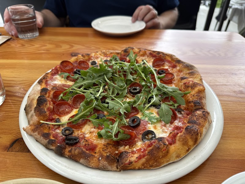 Solstice Wood Fire Pizza - Hood River - USA - booked ai