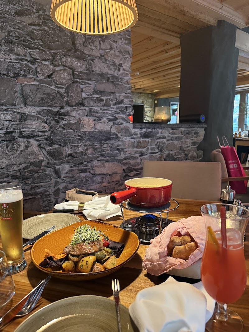 Restaurant Taverne - Interlaken - Switzerland - booked ai