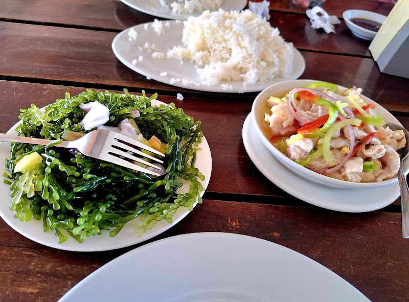 Tatoy’s Manokan and Seafood - Iloilo City - Philippines - booked ai