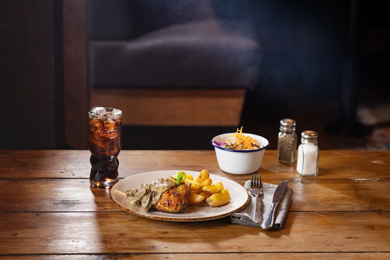 Louies Cafe & Tapas Bar - Invercargill - New Zealand - booked ai