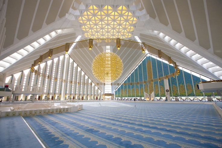 Visiting Faisal Mosque - Islamabad - Pakistan - booked ai