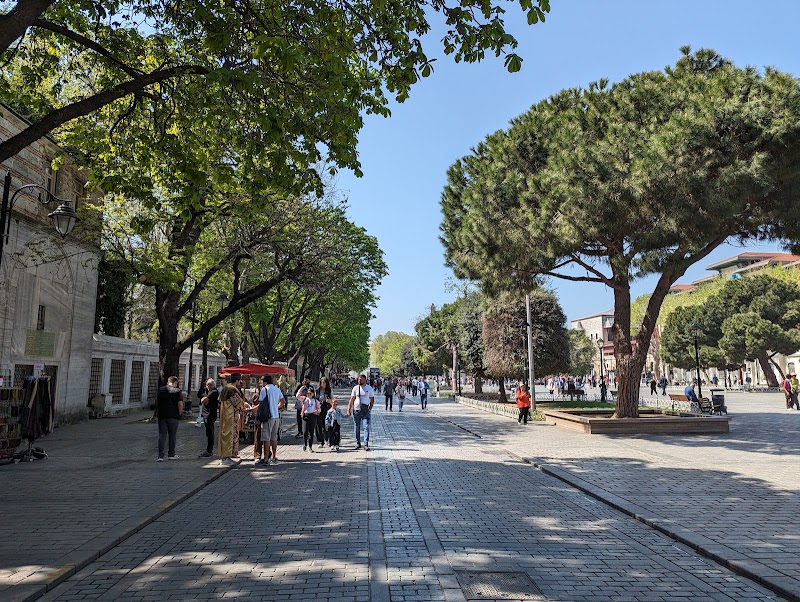 Sultanahmet Square - Istanbul - Türkiye - booked ai