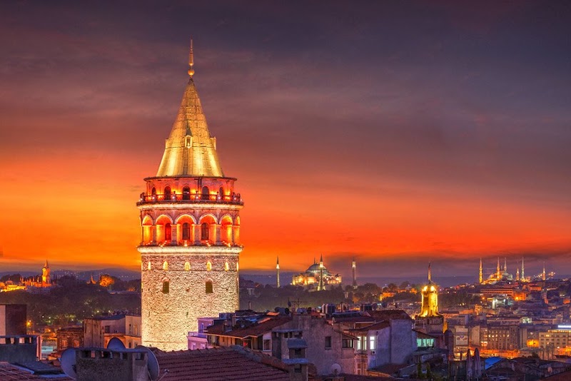 Galata Tower - Istanbul - Türkiye - booked ai