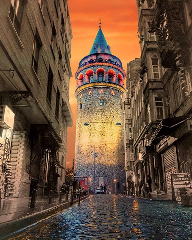 Galata Tower - Istanbul - Türkiye - booked ai