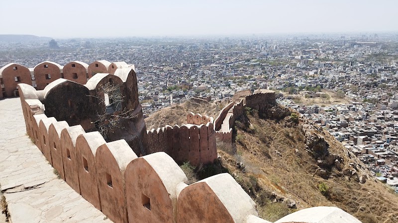 Watch the Sunset at Nahargarh Fort - Jaipur - India - booked ai
