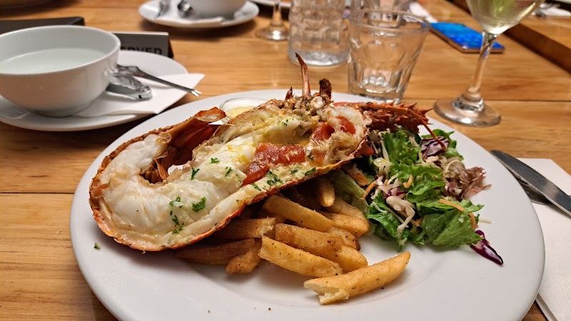 The Pier Hotel Restaurant - Kaikōura - New Zealand - booked ai