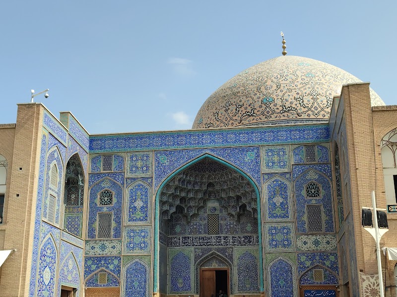 Explore Sheikh Lotfollah Mosque - Isfahan - Iran - booked ai