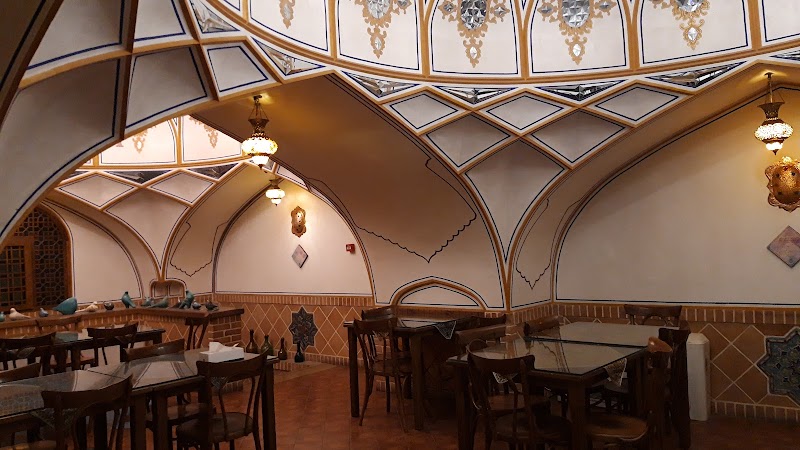 Toranj Traditional Restaurant - Isfahan - Iran - booked ai